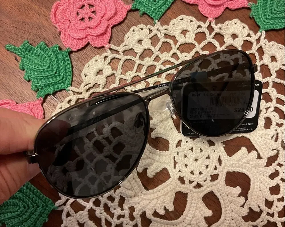 NWT Foster Grant Aviator Sunglasses MRSP 29.00 Maxblock